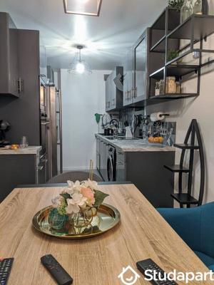 Chambre - 11 m² - 1 pièce