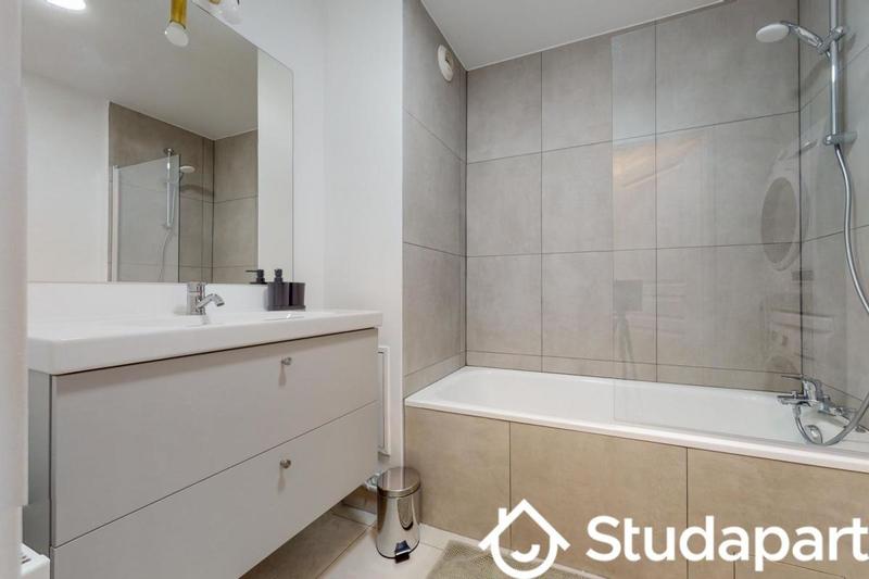 Chambre - 12 m² - 1 pièce