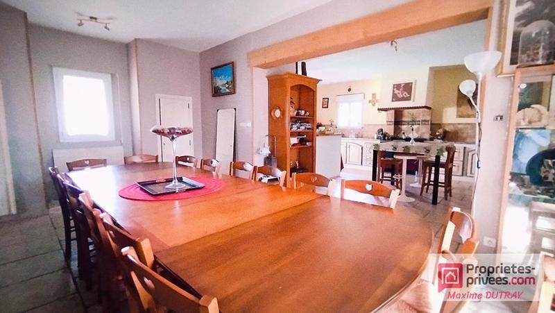 Maison - 351 m² - 18 pièces