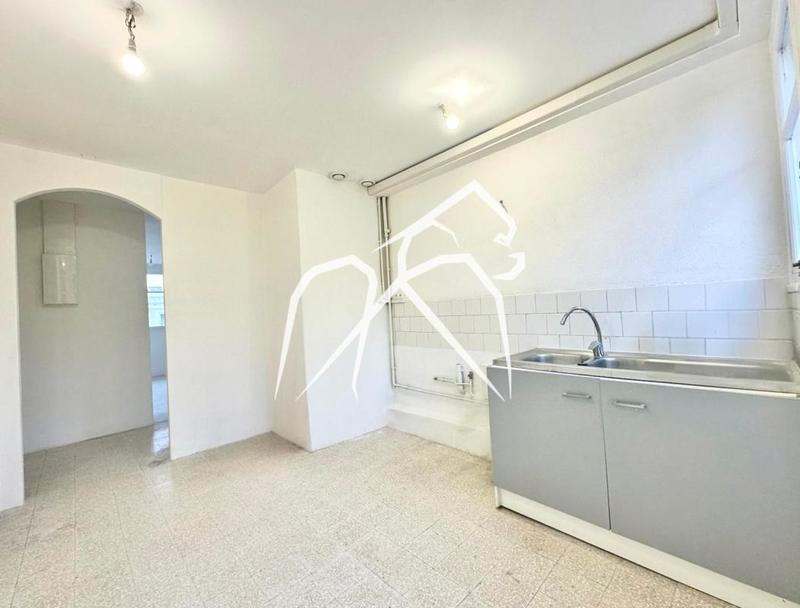 Appartement ancien - 61 m² - 3 pièces