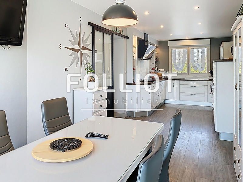 Maison - 155 m² - 6 pièces