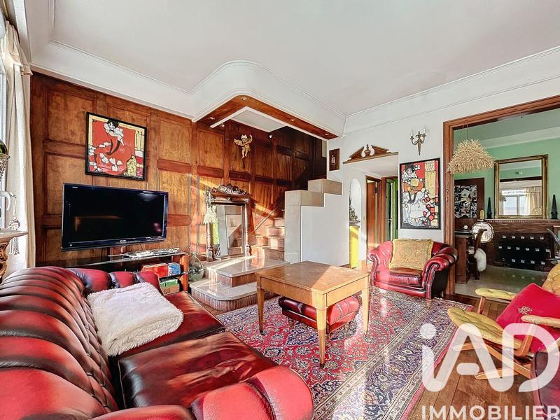 Appartement - 180 m² - 7 pièces