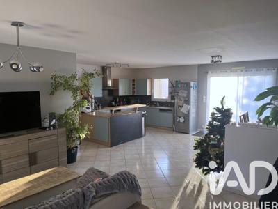 Maison - 140 m² - 6 pièces