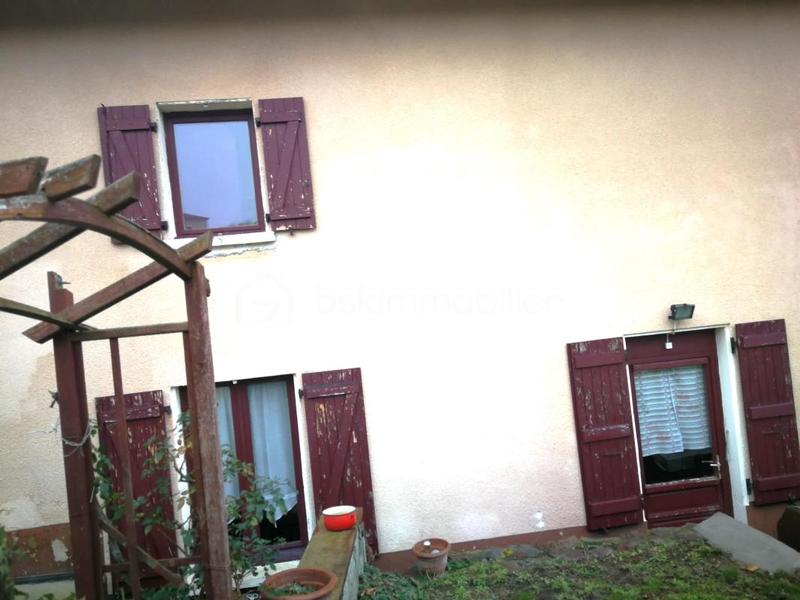 Maison de village - 92 m² - 4 pièces