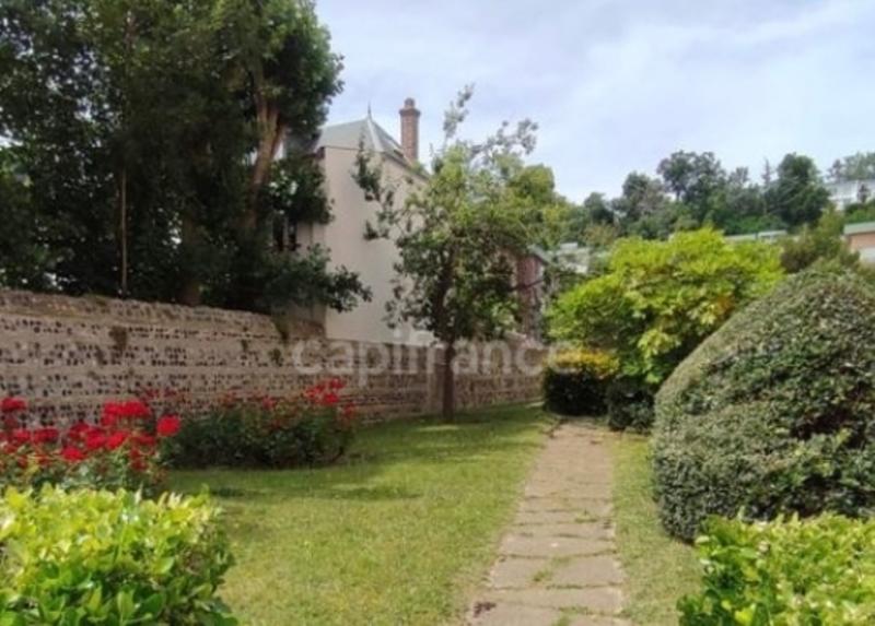 Appartement - 81 m² - 5 pièces