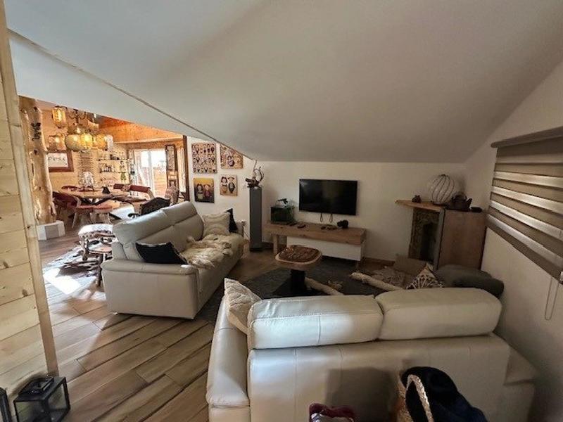 Maison - 188 m² - 10 pièces