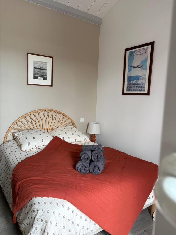 Maison - 180 m² - 8 pièces