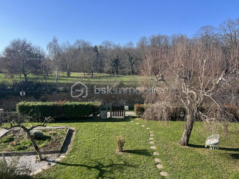 Maison - 140 m² - 8 pièces