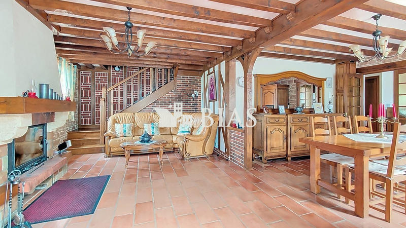 Viager - Maison traditionnelle - 145 m² - 6 pièces