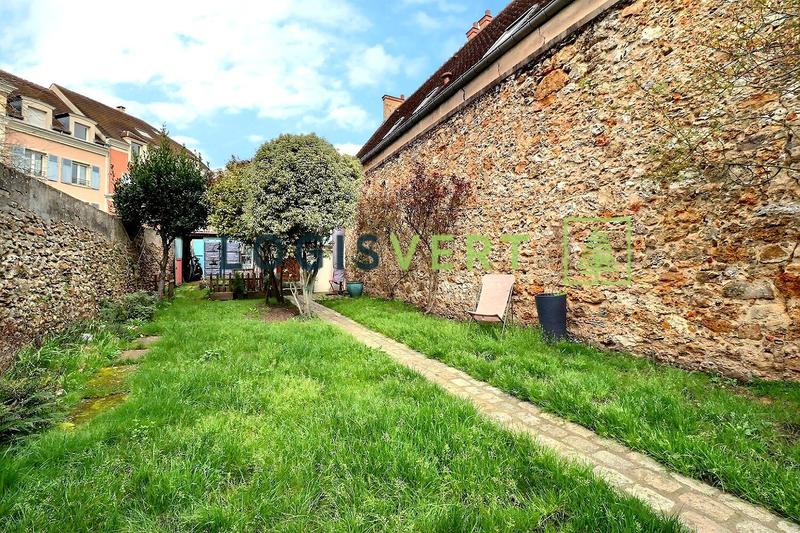 Maison - 87 m² - 5 pièces