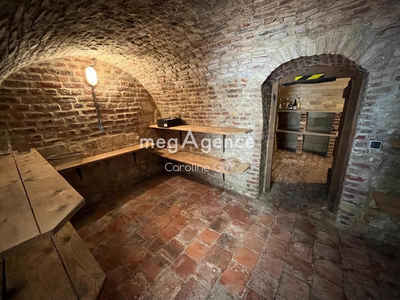 Maison ancienne - 267 m² - 11 pièces