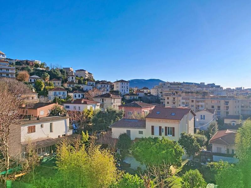 Appartement - 74 m² - 3 pièces