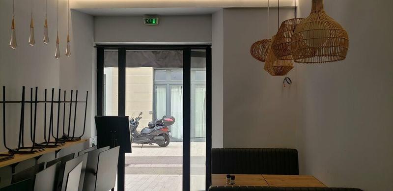 Local commercial - 65 m²