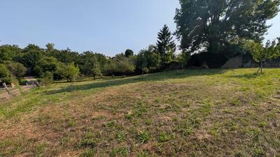 Terrain constructible - 1 228 m²