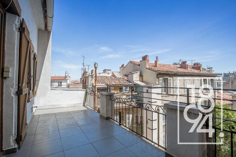 Appartement - 86 m² - 2 pièces