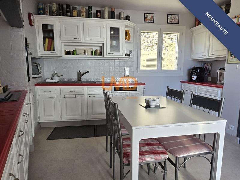 Maison - 156 m² - 6 pièces