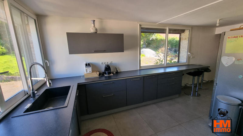 Demeure - 297 m² - 7 pièces