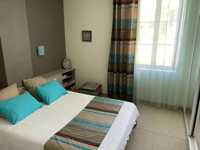 Maison - 245 m² - 7 pièces