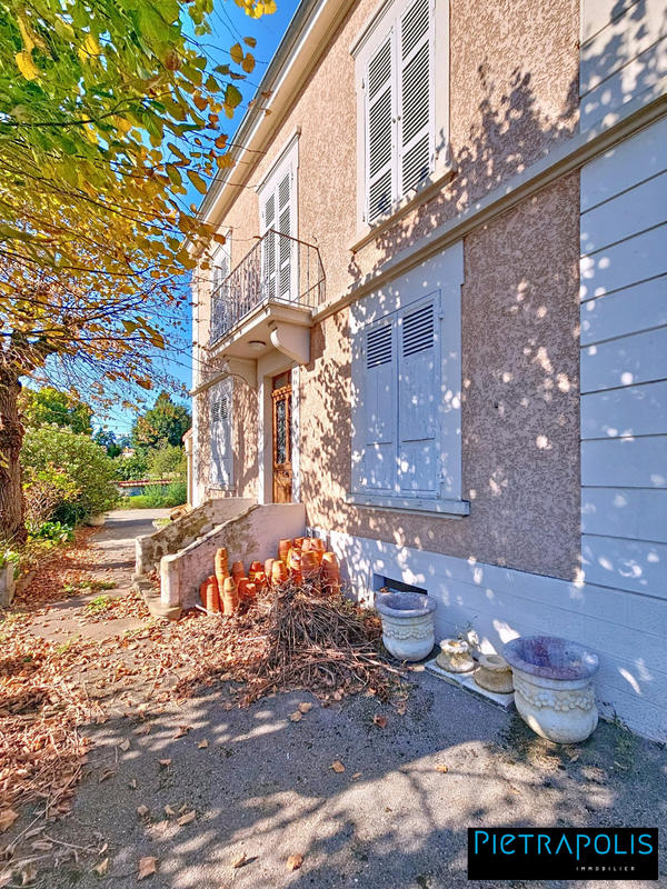 Maison - 103 m² - 6 pièces