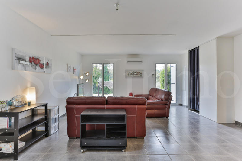 Maison - 189 m² - 10 pièces