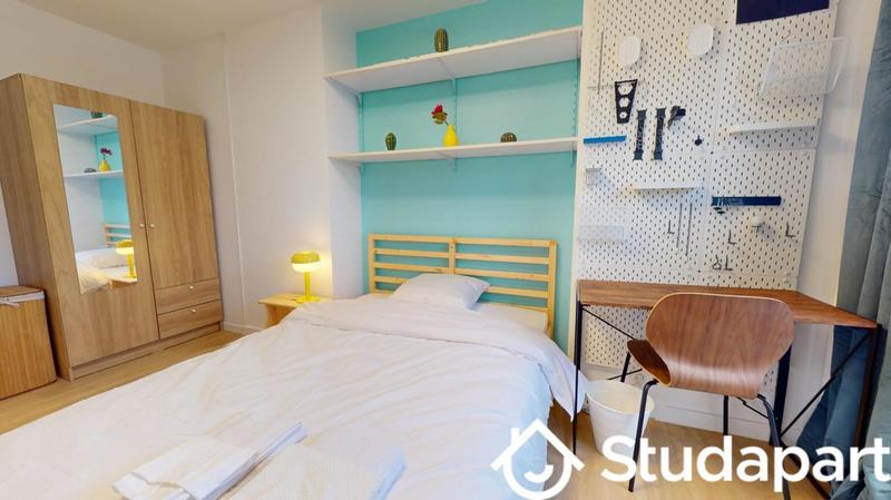 Chambre - 9 m² - 1 pièce