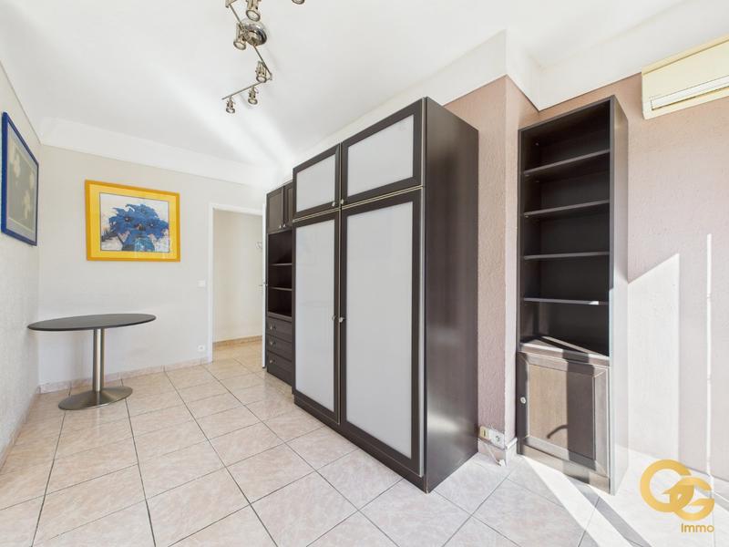 Maison - 170 m² - 5 pièces