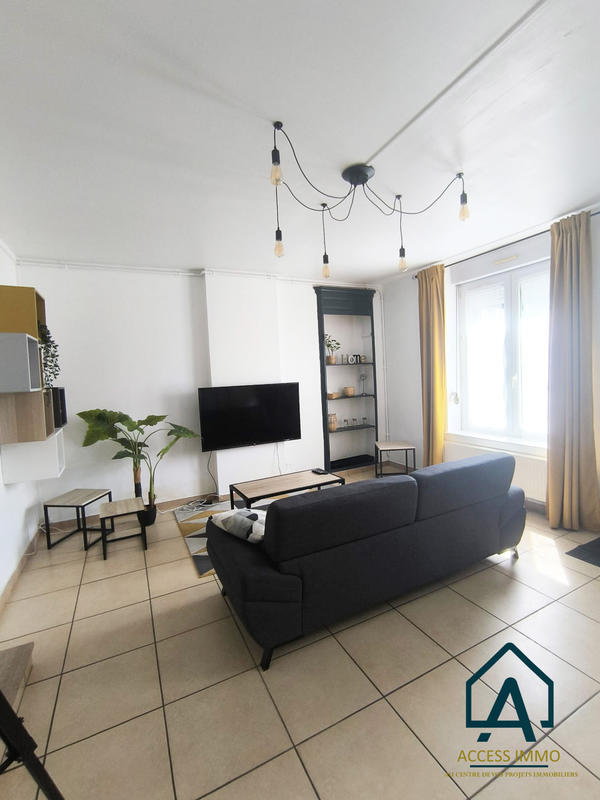 Maison - 81 m² - 5 pièces