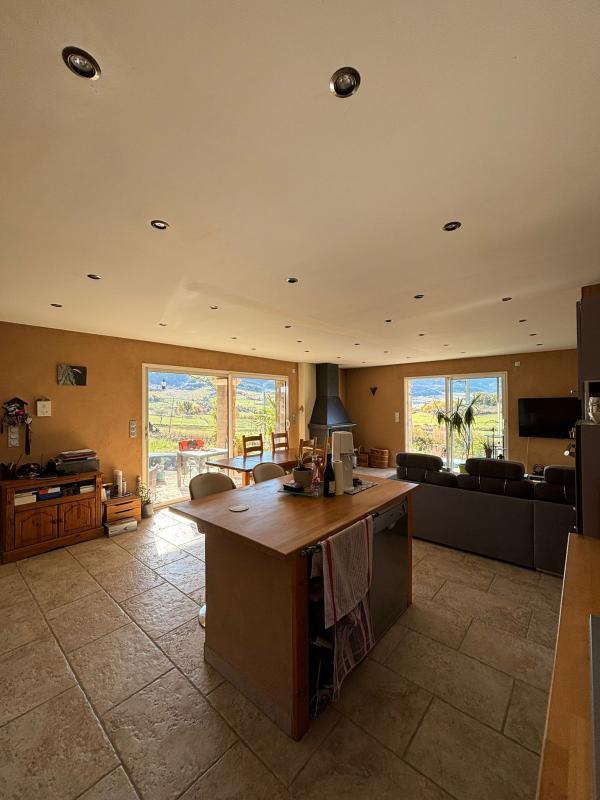 Villa - 141 m² - 7 pièces