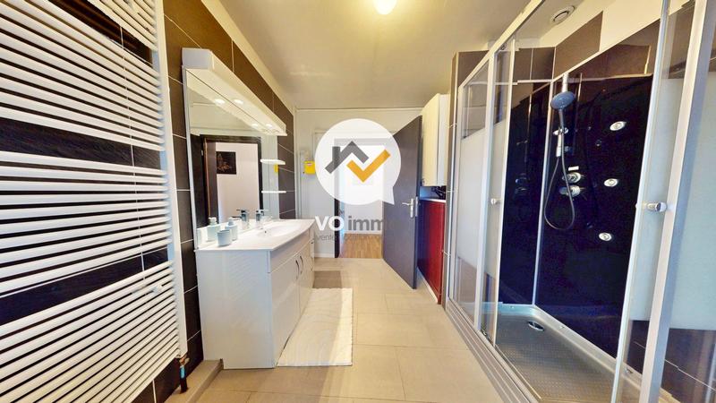 Appartement - 137 m² - 5 pièces