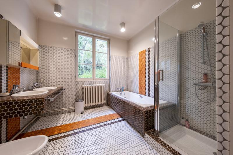 Maison bourgeoise - 407 m² - 12 pièces