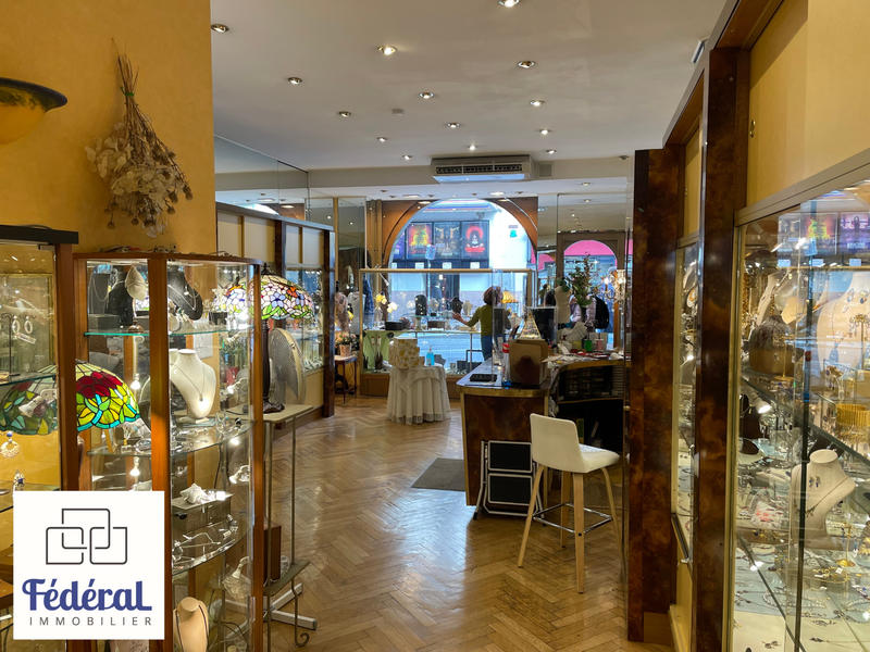 Fonds de commerce - Magasins - 63 m²