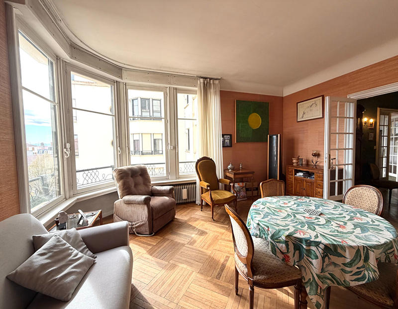 Appartement - 146 m² - 6 pièces