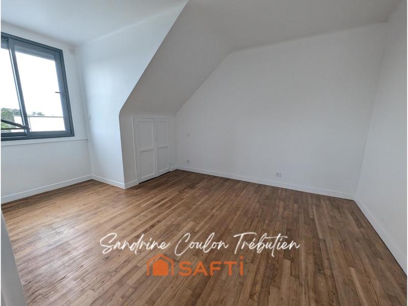 Maison - 199 m² - 7 pièces