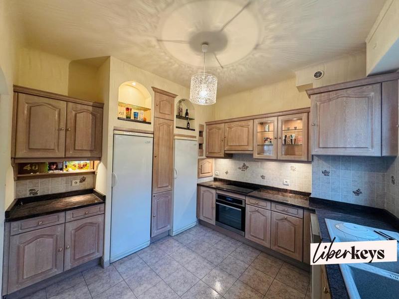 Appartement - 85 m² - 3 pièces