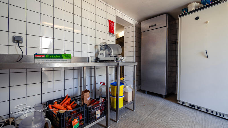 Fonds de commerce - 181 m²