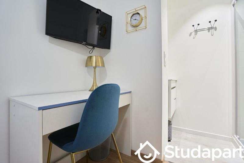 Chambre - 13 m² - 1 pièce