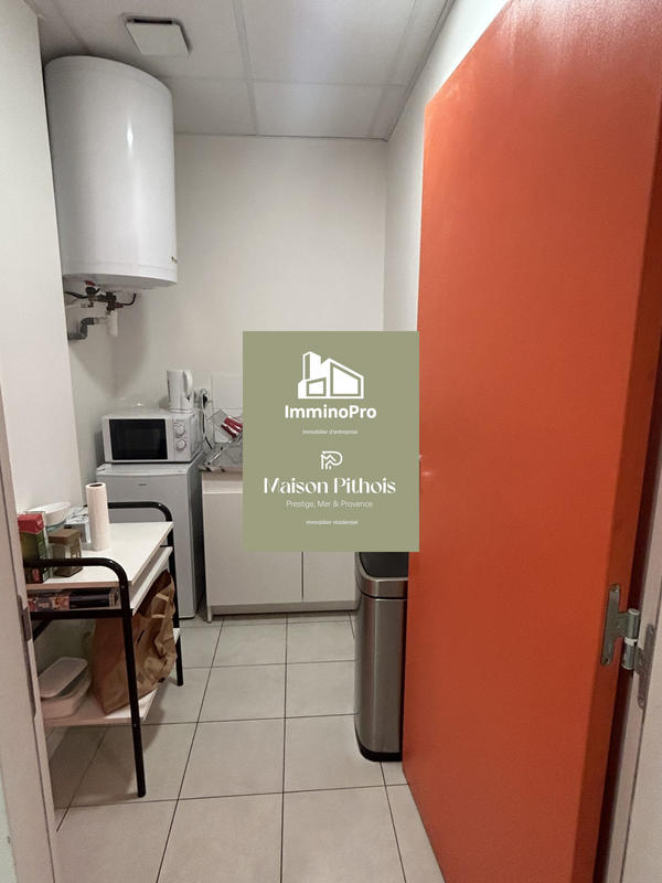 Local d'activités - 57 m²