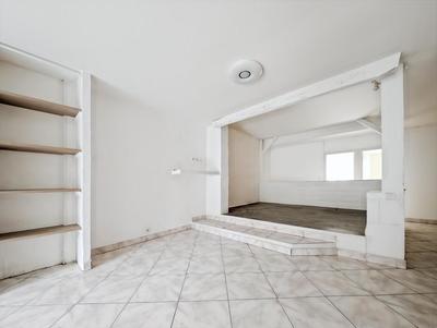 Appartement - 82 m² - 3 pièces