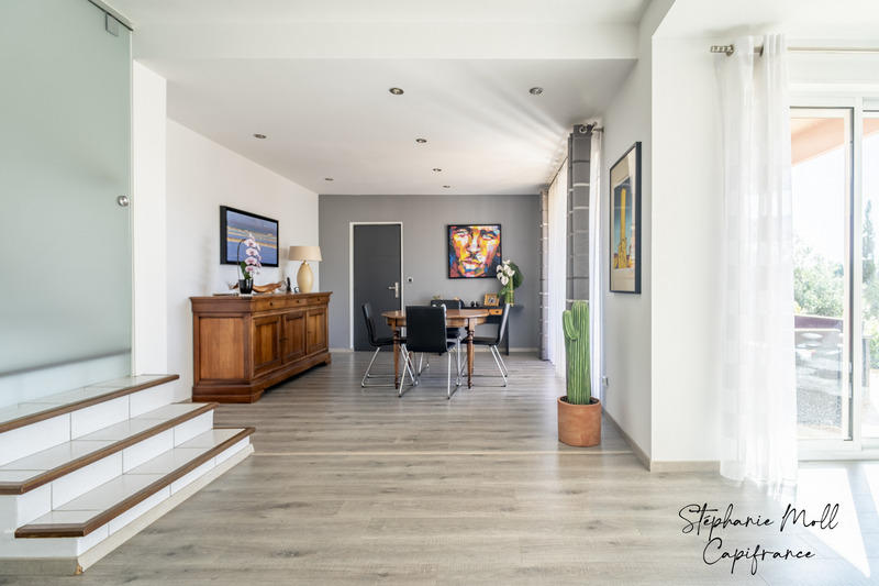 Villa - 232 m² - 7 pièces