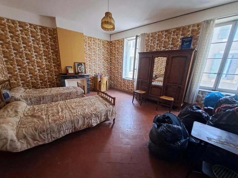 Maison - 166 m² - 8 pièces