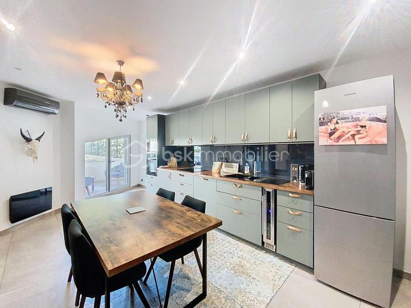 Loft - 74 m² - 3 pièces