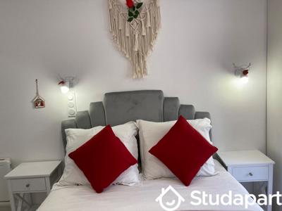 Chambre - 12 m² - 1 pièce