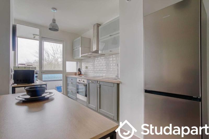 Chambre - 10 m² - 1 pièce