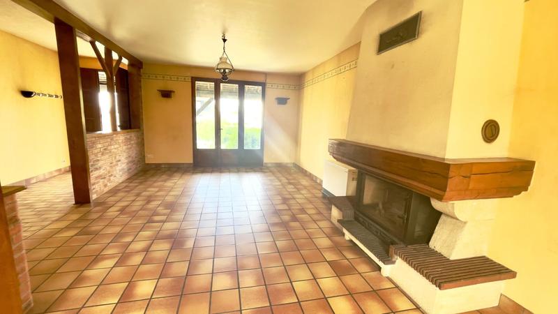 Maison - 98 m² - 5 pièces