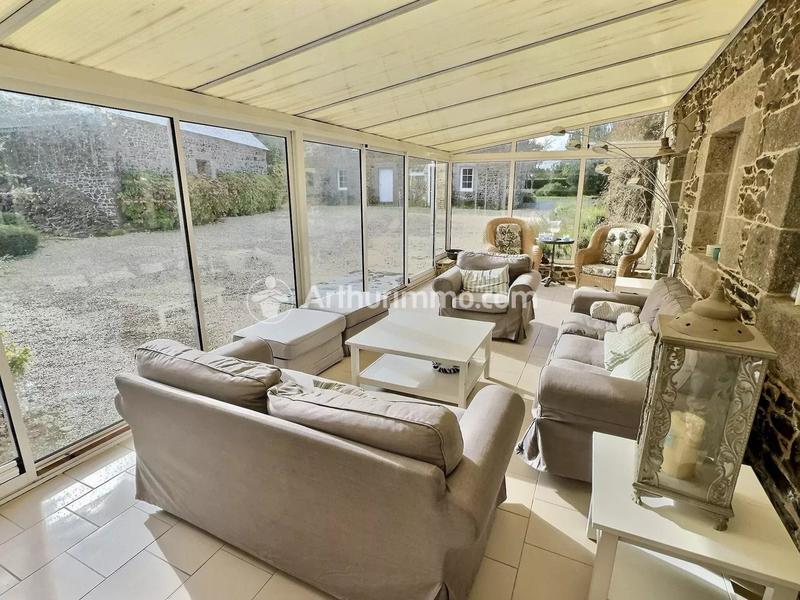 Maison - 341 m² - 13 pièces