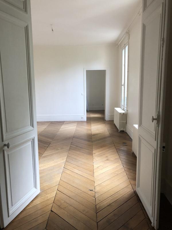 Maison - 876 m² - 20 pièces