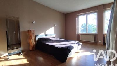 Maison - 191 m² - 6 pièces