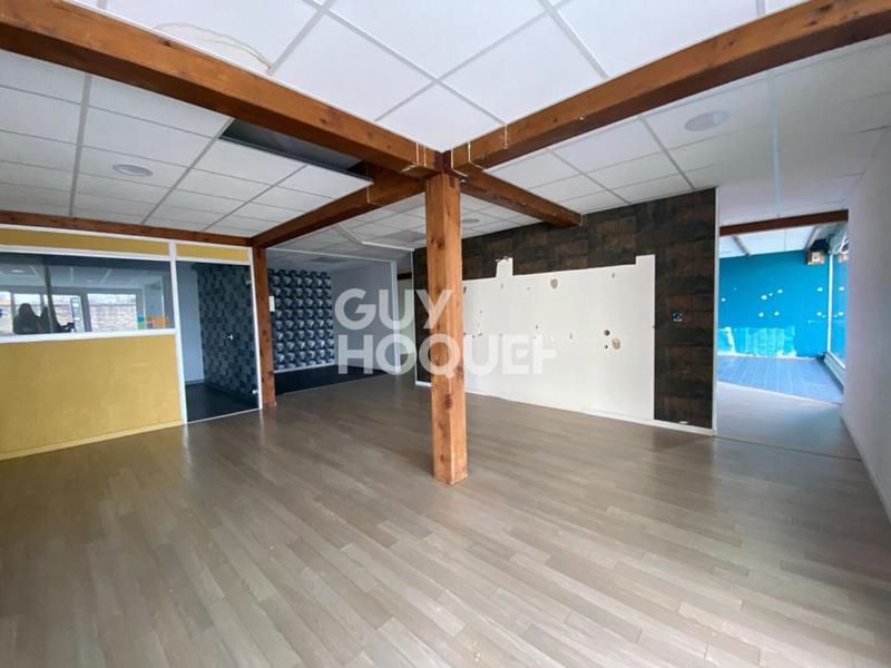 Local commercial - 221 m²