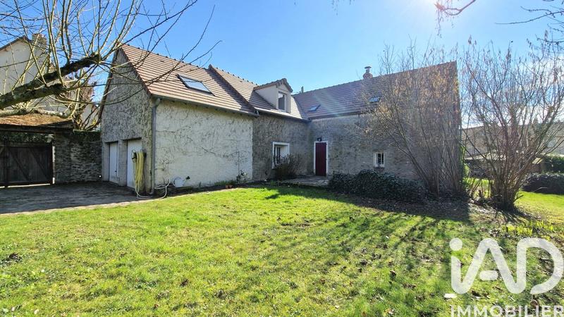 Maison - 157 m² - 8 pièces