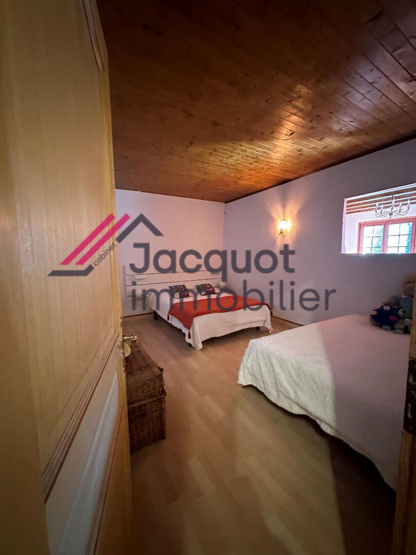 Maison - 141 m² - 5 pièces